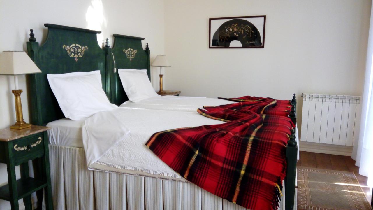トーレス・ノーヴァス Casa Dos Vargos Bed & Breakfast エクステリア 写真