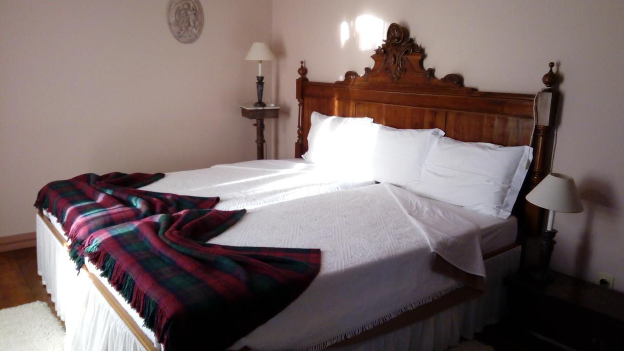 トーレス・ノーヴァス Casa Dos Vargos Bed & Breakfast エクステリア 写真
